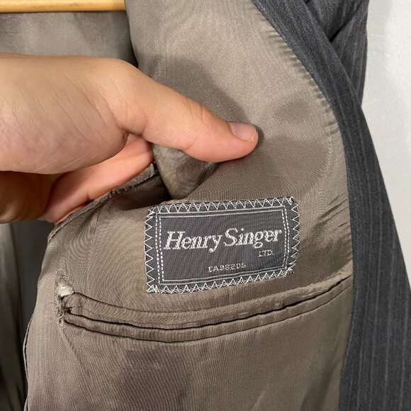 Vintage Mani by Giorgio Armani Vertical Striped Wool Blazer - Picture 6 of 9